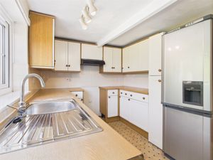 Kitchen- click for photo gallery